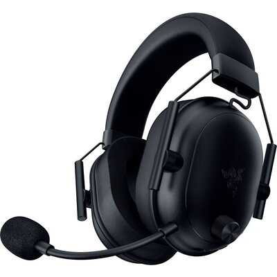 Razer BlackShark V2 HyperSpeed, Gaming Headset, Customized Dynamic 50 mm Driver, Oval Ear Cushions, 2.4 GHz wireless or Bluetoot