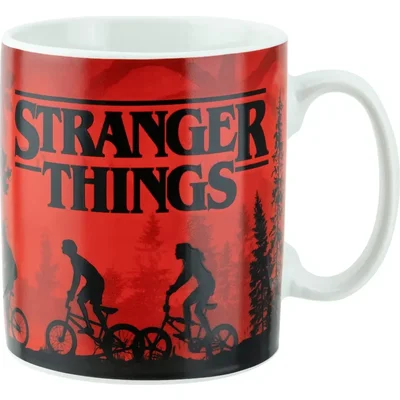 Чаша Paladone: Stranger Things - XL Mug 550ml + Sticker