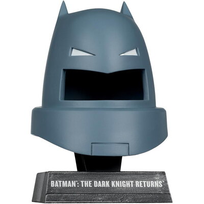 Фигурка DC Direct Armored Batman (The Dark Knight Returns) Cowl Replica 1:3 Scale McFarlane