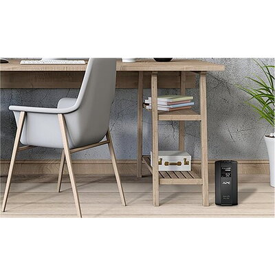 APC Back UPS RS LCD 700 Master Control 120V US